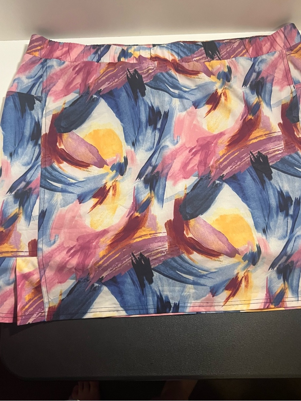 Abstract Brushstroke Print Women's Skirt in Pink & Blue